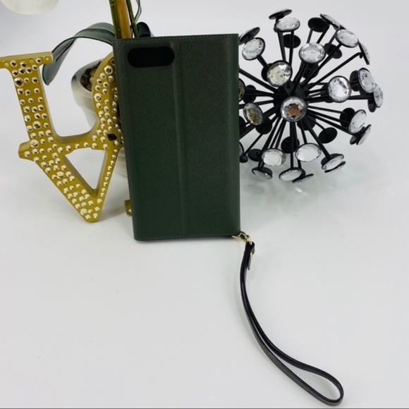 Kate Spade Folio iPhone 8 Plus Wallet Case - Picture 7 of 7